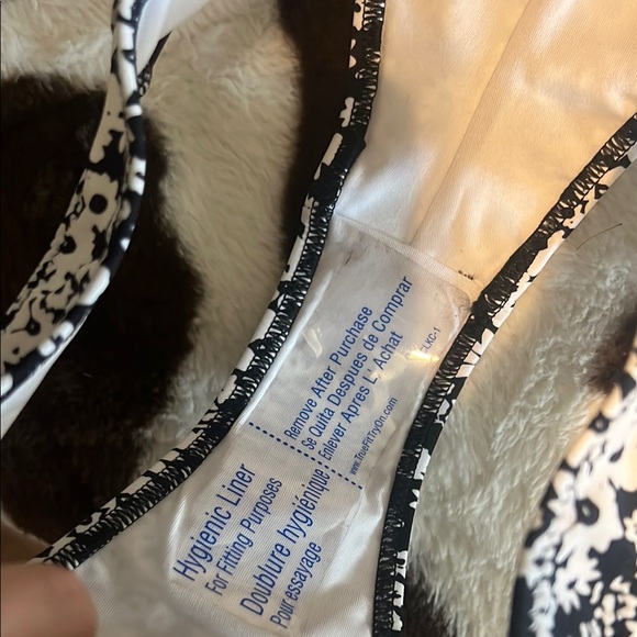 PINK Victoria's Secret Black and White Floral Bikini Bottom - Picture 4 of 4